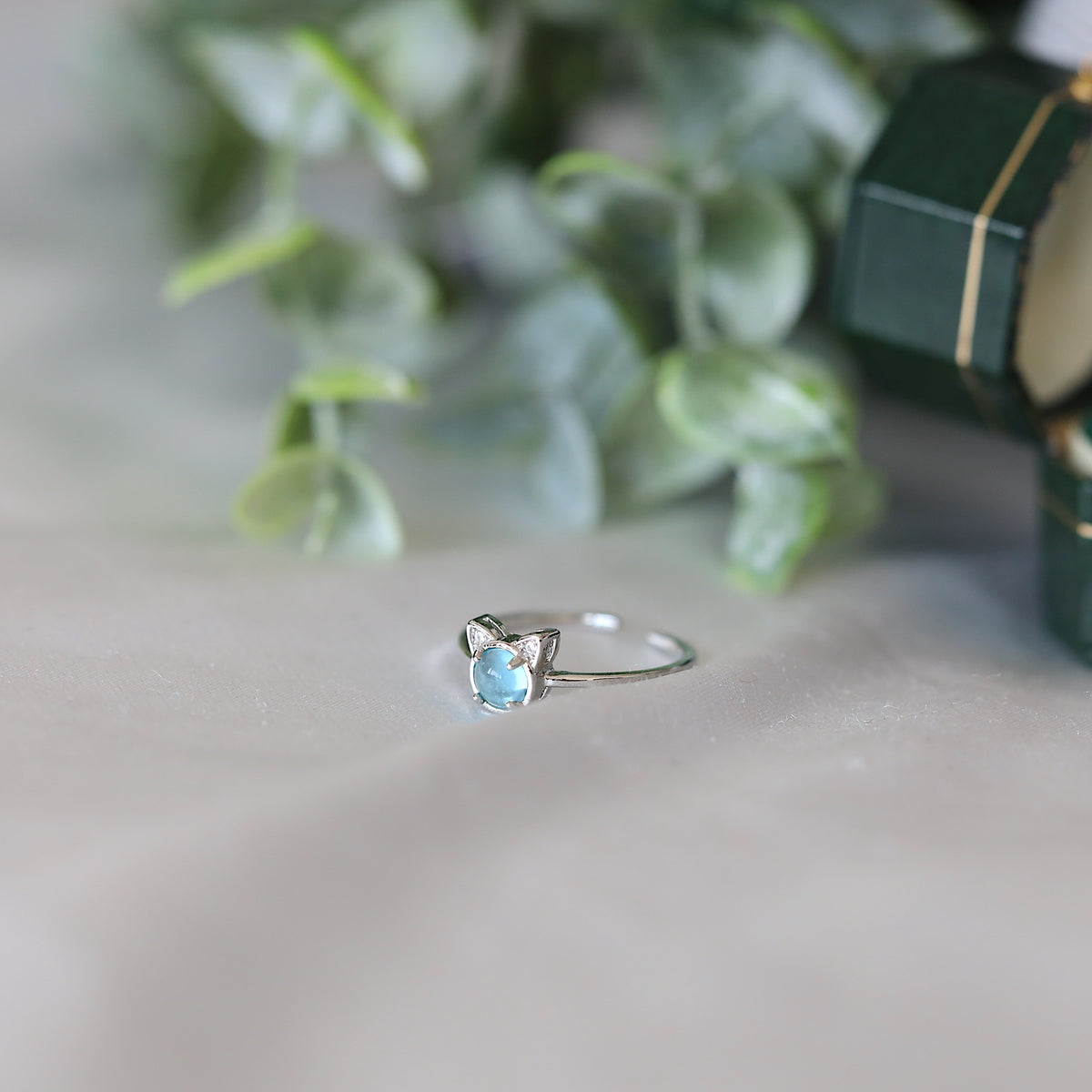 Blue Gem Cat Ring
