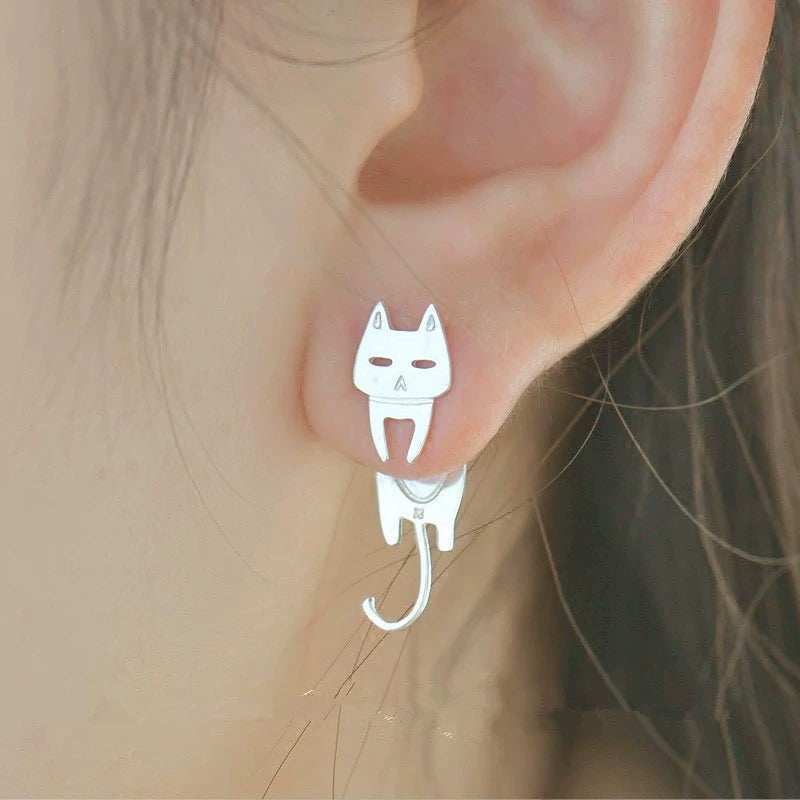 2 Pieces Silver Cat Studs
