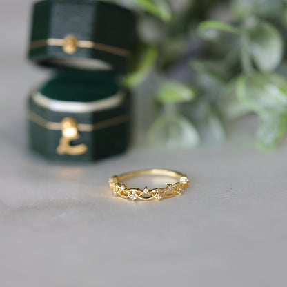 Gold Lace Band Ring
