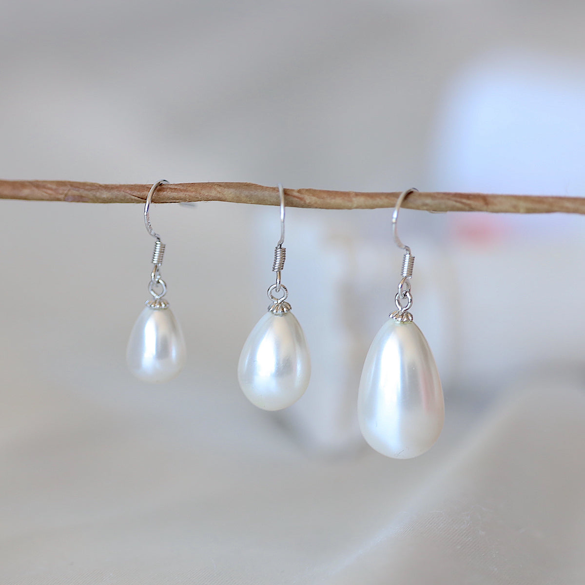 Waterdrop Pearl Hook Earrings