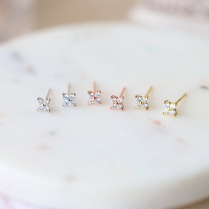 Tiny Clover Flower Ear Studs