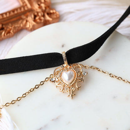 Gothic Heart Velvet Choker Necklace