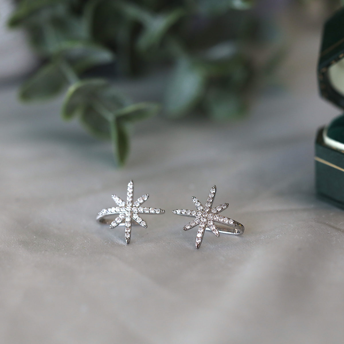 2 Pieces Silver Star Ear Cuffs