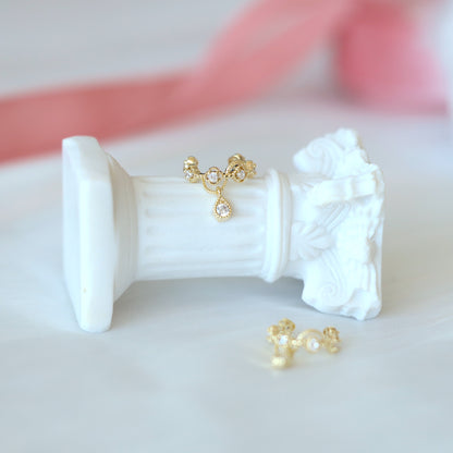 2 Pieces Gold Ear Cuffs