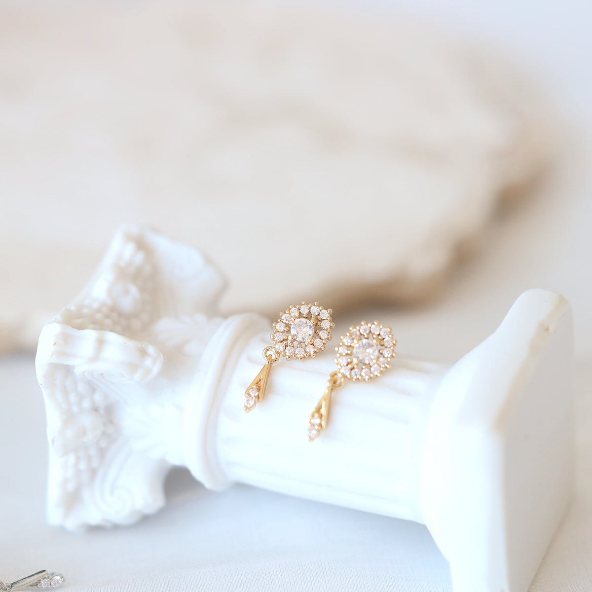 Classic Oval Drop Earrings