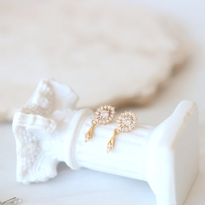Classic Oval Drop Earrings