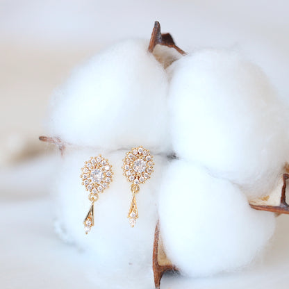 Classic Oval Drop Earrings