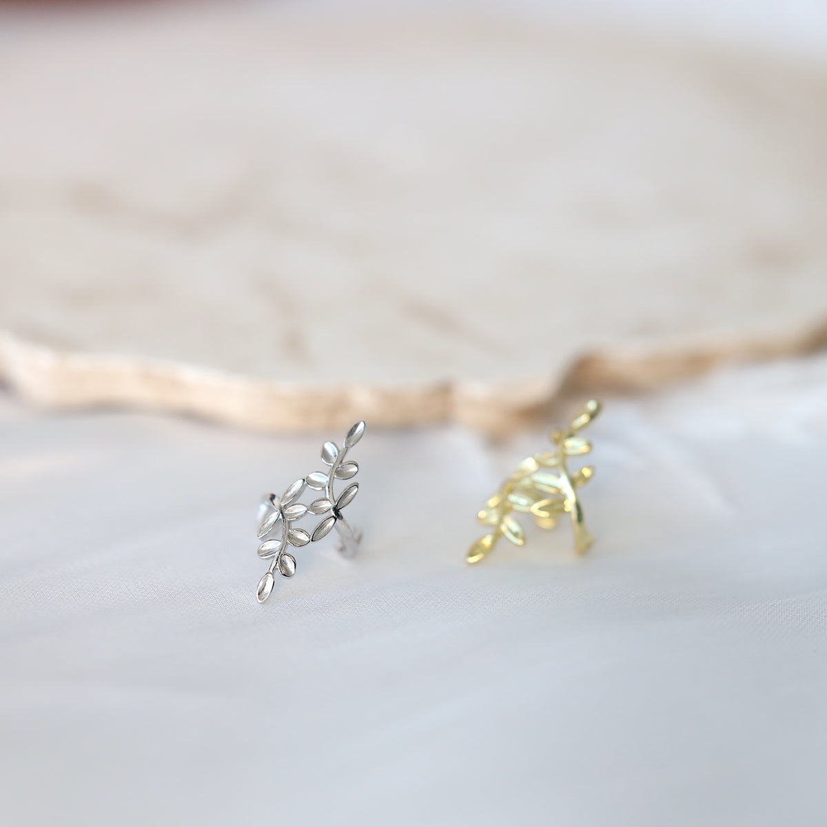 Set of 2 Silver Leaves Ear Cuffs