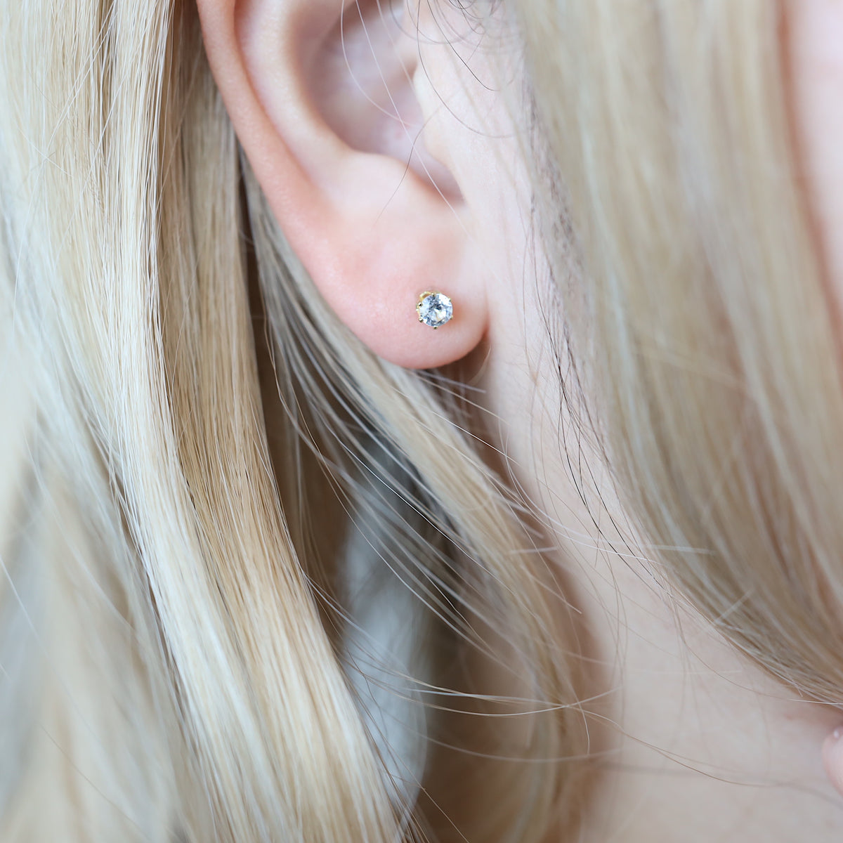 Gold Star Dangle Clubbing Earrings