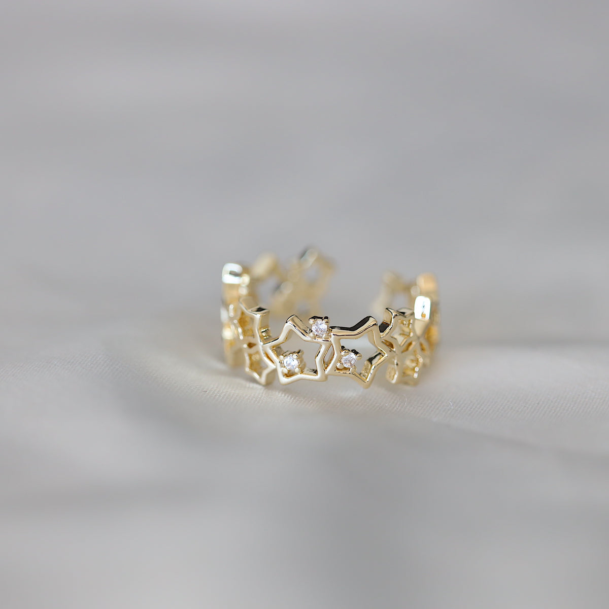 Wide Star Band Ring