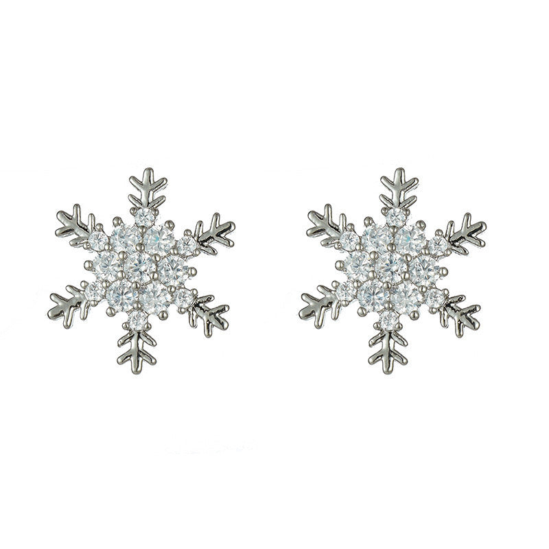 Sparkling Snow Studs Earrings