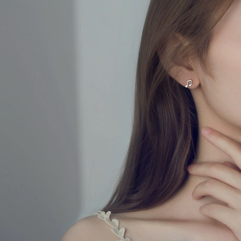 Silver Music Note Ear Studs