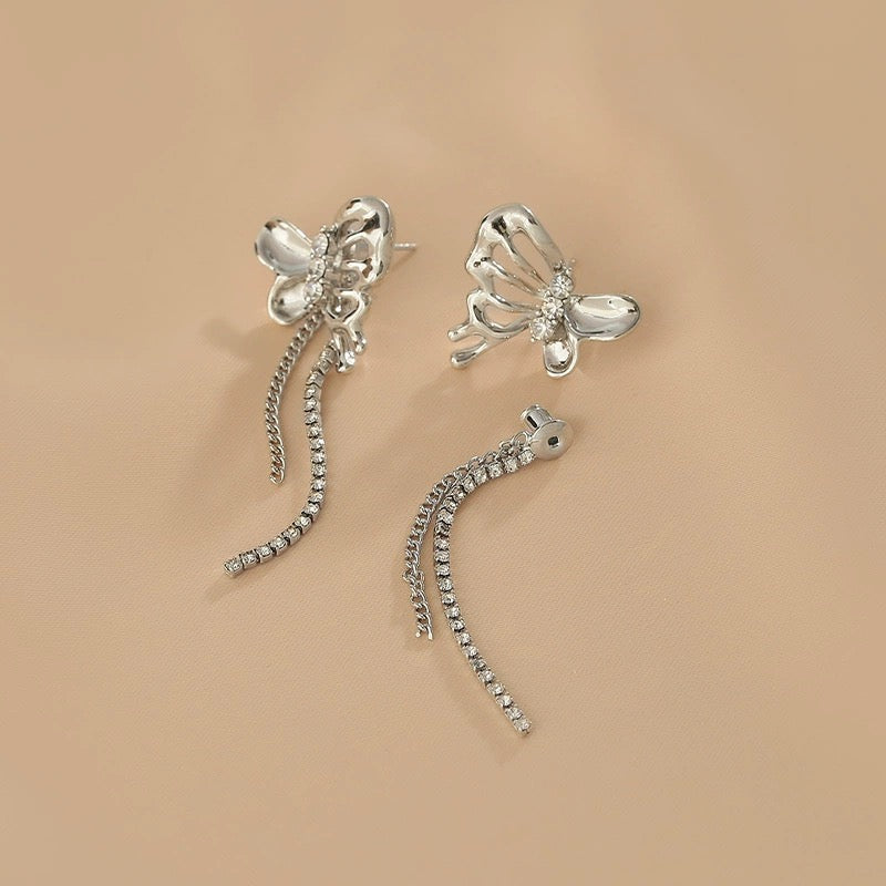 Set of 2 Metallic Butterfly Ear Cuffs