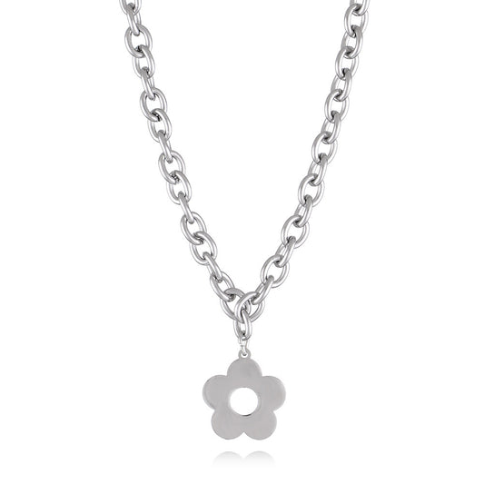 Simple Flower Necklace